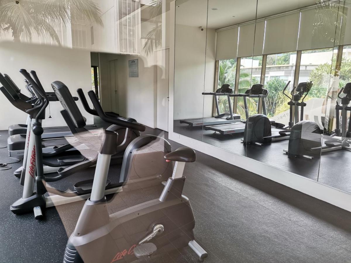 By The Sea Batu Ferringhi Beach Front Apartment Suite Exterior photo